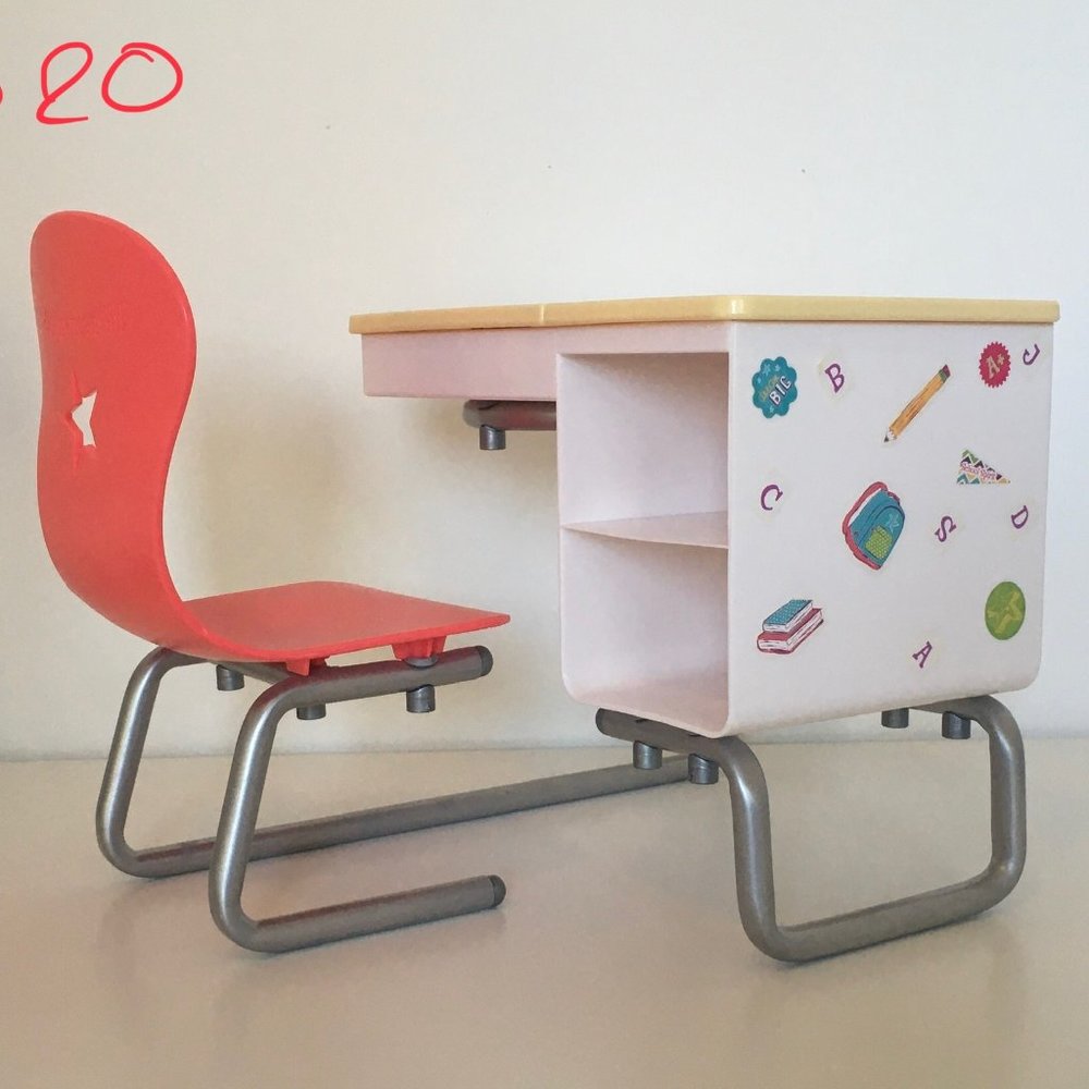 Desk flip-top - American Girl dolls